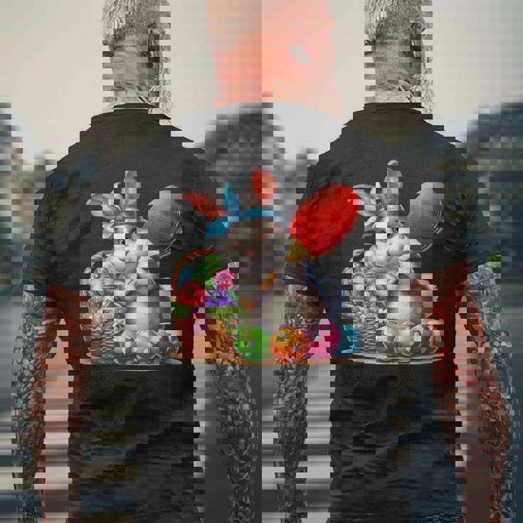 イースターバニー卓球ウサギイースターエッグ卓球 メンズTシャツ バックプリント 高齢者への贈り物