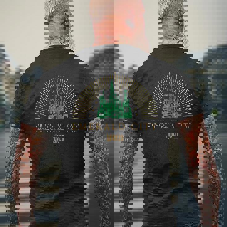 ウィキッド・エメラルド・シティ メンズTシャツ バックプリント 高齢者への贈り物