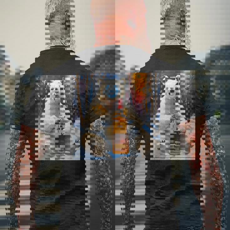 ウイスキーが飲みたいと目で訴える白熊 半袖 男女兼用 メンズTシャツ バックプリント 高齢者への贈り物