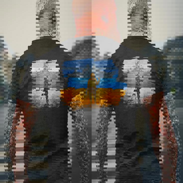 ウクライナ 切手 ウクライナ 切手 旗 ウクライナ プライド メンズTシャツ バックプリント 高齢者への贈り物