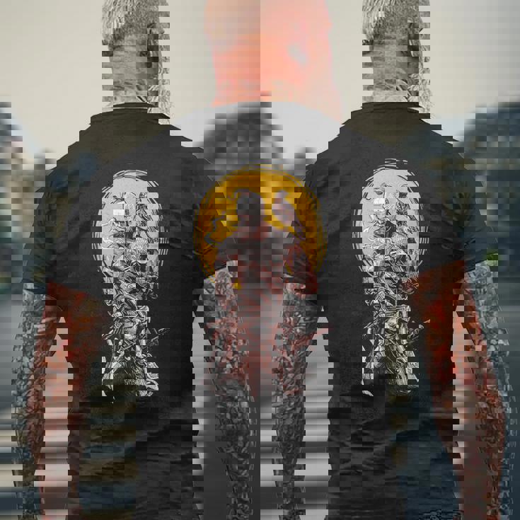 ウクライナのコサック戦士が剣を握り、ウクライナのために戦う メンズTシャツ バックプリント 高齢者への贈り物