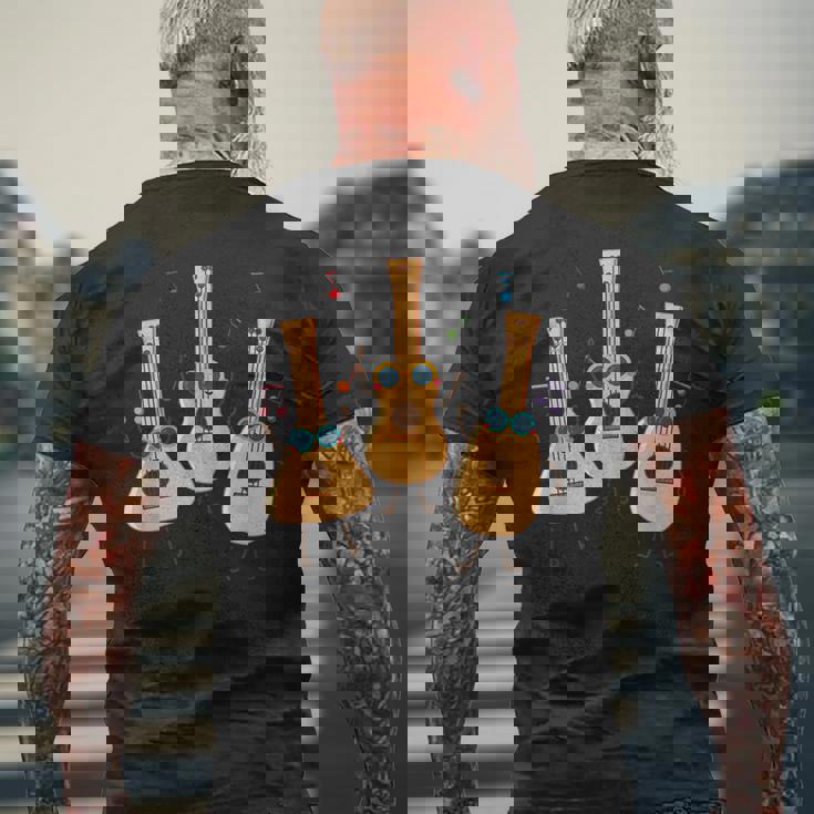 ウクレレダンス ウクレレパーティー 夏の音楽家 メンズTシャツ バックプリント 高齢者への贈り物