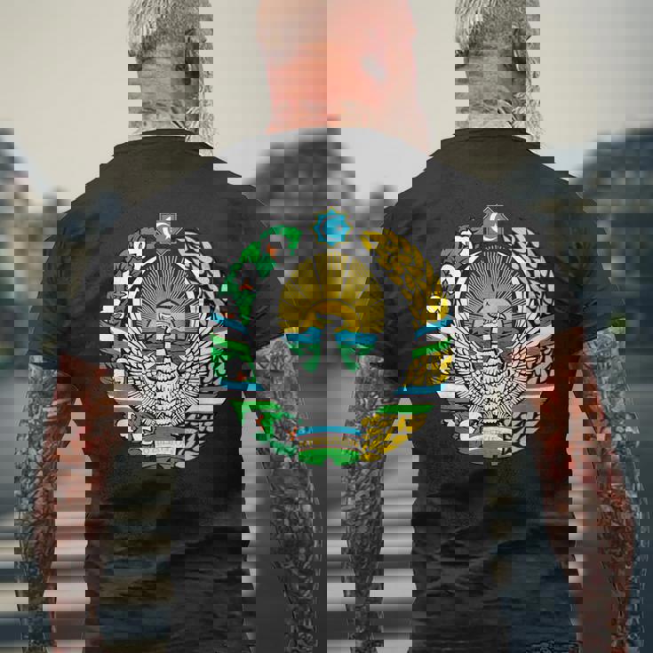 ウズベキスタン 紋章 旗 ウズベキスタン メンズTシャツ バックプリント 高齢者への贈り物