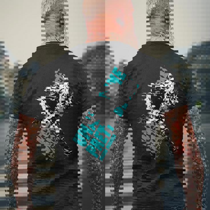 ウマ娘 プリティーダービー メジロマックイーン メンズTシャツ バックプリント 高齢者への贈り物