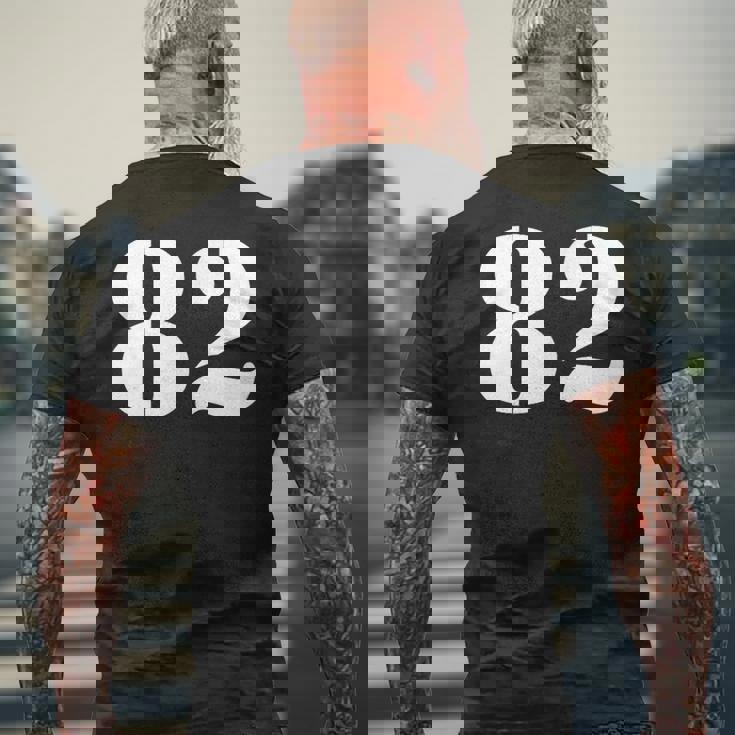 エイティツー 数字 82 ナンバー メンズTシャツ バックプリント 高齢者への贈り物