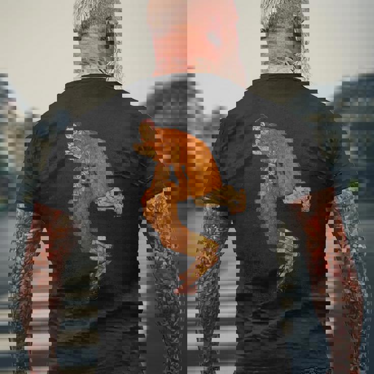 エゴン・シーレによる浮揚1915 メンズTシャツ バックプリント 高齢者への贈り物