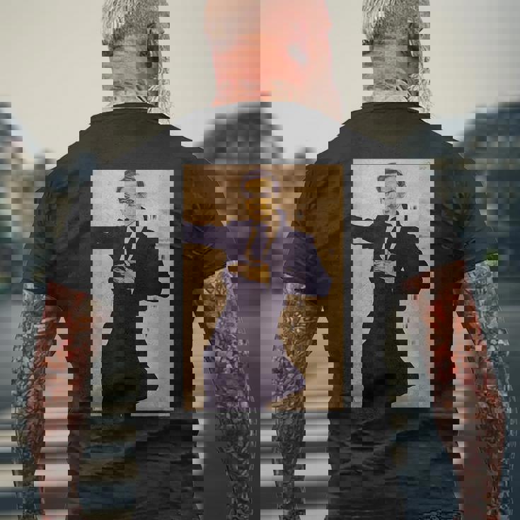 エゴン・シーレによる画家の肖像1910 メンズTシャツ バックプリント 高齢者への贈り物