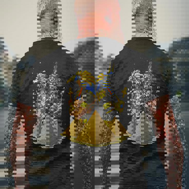 エジプトの神々アヌビスとホルスの目エジプトのピラミッドアンクのシンボル古代エジプト神話 メンズTシャツ バックプリント 高齢者への贈り物