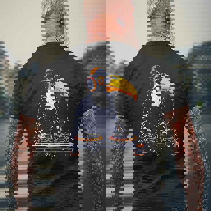 オオハシ Dj ターンテーブル Dj オオハシ テクノ ビートメーカー ハウスミュージック メンズTシャツ バックプリント 高齢者への贈り物