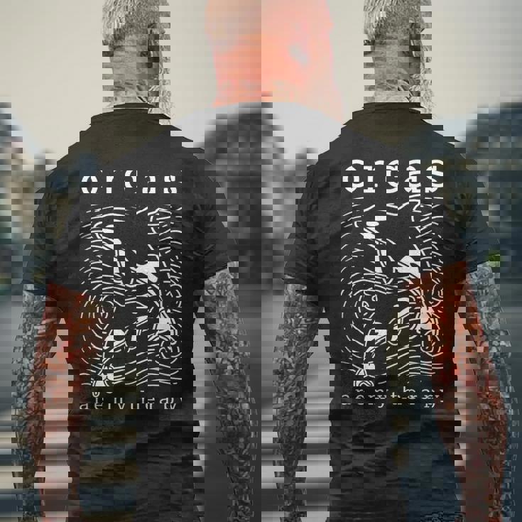 オルカのセラピー キュートなクジラ 面白い言葉 メンズTシャツ バックプリント 高齢者への贈り物