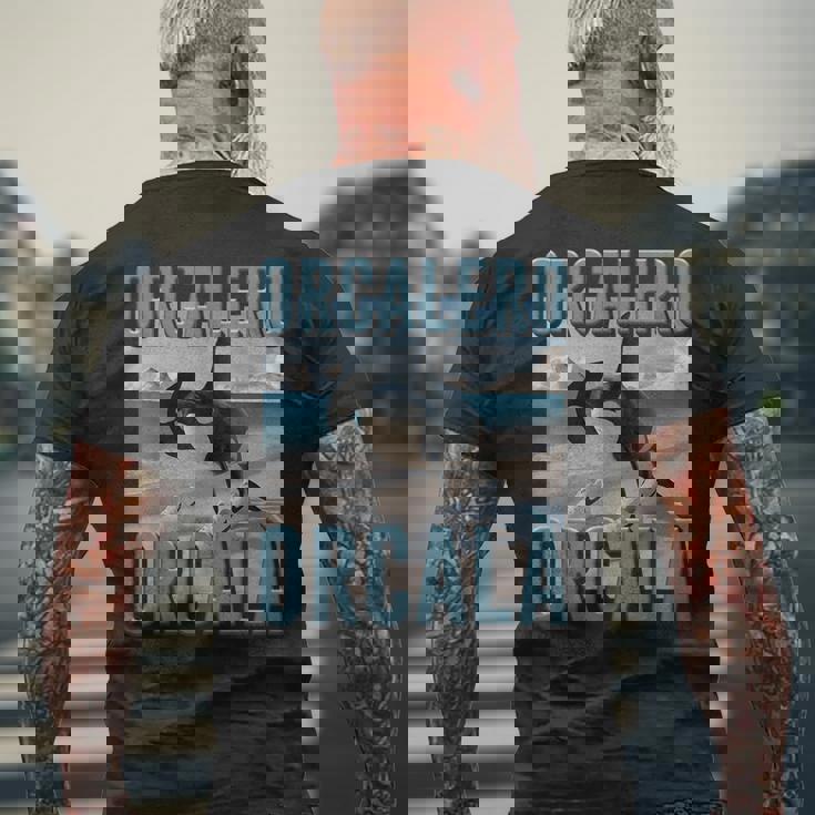 オルカレロ オルカラ オルカラ オルカ イタリア ブレイン モンスター Ai キッズ メンズTシャツ バックプリント 高齢者への贈り物