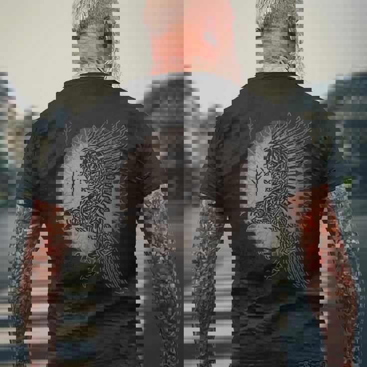 オーディンのカラス フギンとムニン フギンとムニン メンズTシャツ バックプリント 高齢者への贈り物