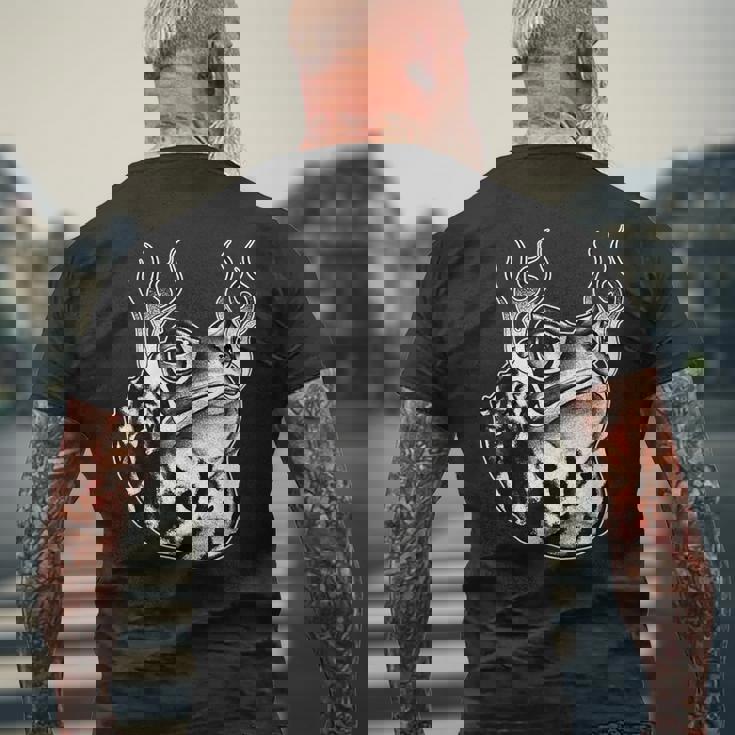 カエル ウシガエル ヒキガエル 炎 ブラックワーク メンズTシャツ バックプリント 高齢者への贈り物