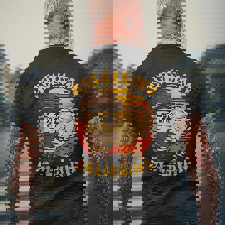 カプチーノ アサシーノ バレリーナ 面白い イタリアン ブレイン ミーム メンズTシャツ バックプリント 高齢者への贈り物