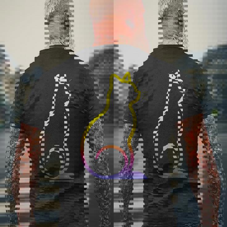 カラフルなかわいい猫 足 メンズTシャツ バックプリント 高齢者への贈り物