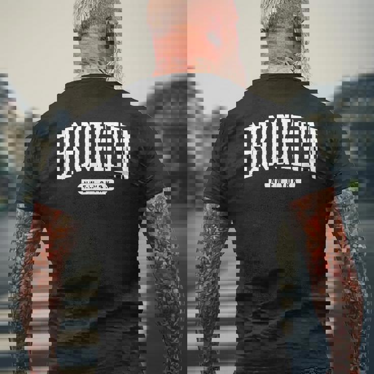 カレッジスタイル ブルックリン ニューヨーク お土産 ギフト メンズTシャツ バックプリント 高齢者への贈り物