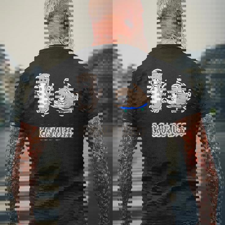 カワウソくん『スケボー』コツメカワウソ ゆるくて かわいい キャラクター イラスト メンズTシャツ バックプリント 高齢者への贈り物