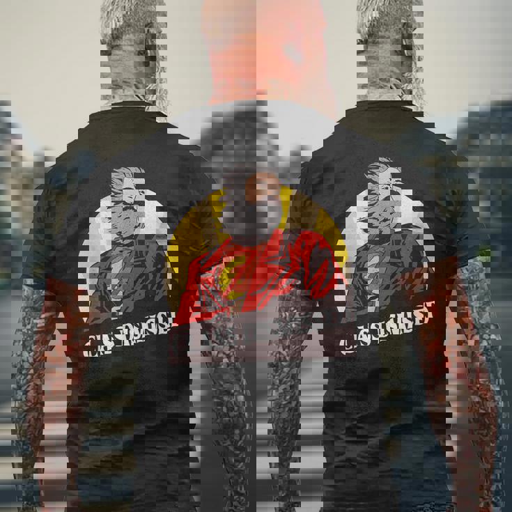 カール・マルクス クラスは共産主義マルクス主義 メンズTシャツ バックプリント 高齢者への贈り物