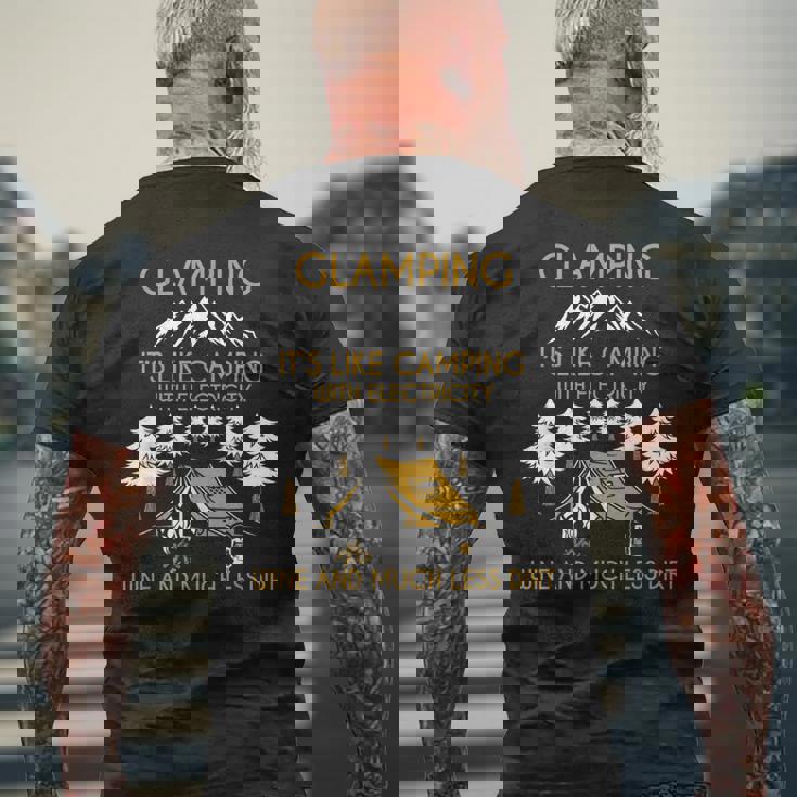 キャンパー ワインキャンプ ネイチャー グランピング キャンプテント メンズTシャツ バックプリント 高齢者への贈り物