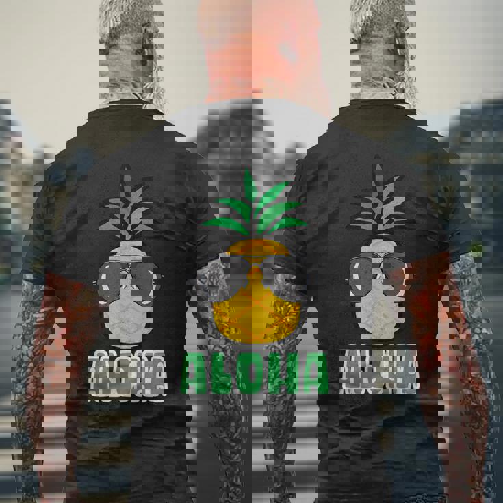 キュートなアロハパイナップルサングラス ハワイアンティキ メンズTシャツ バックプリント 高齢者への贈り物