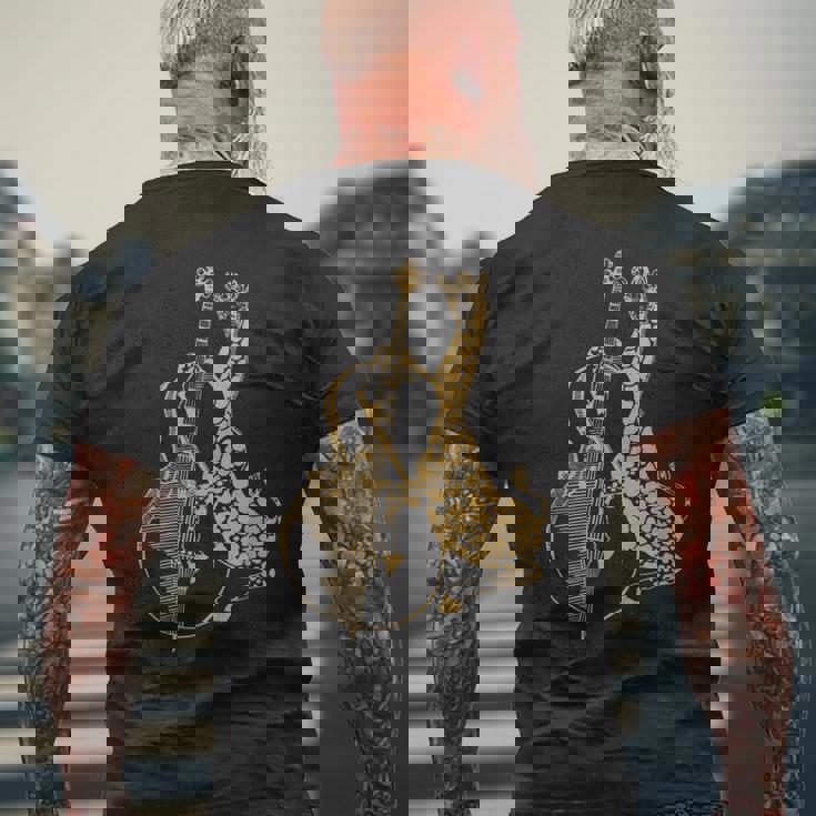 キリン 演奏 チェロ おもしろい 動物 チェリスト ロック ミュージシャン アート メンズTシャツ バックプリント 高齢者への贈り物