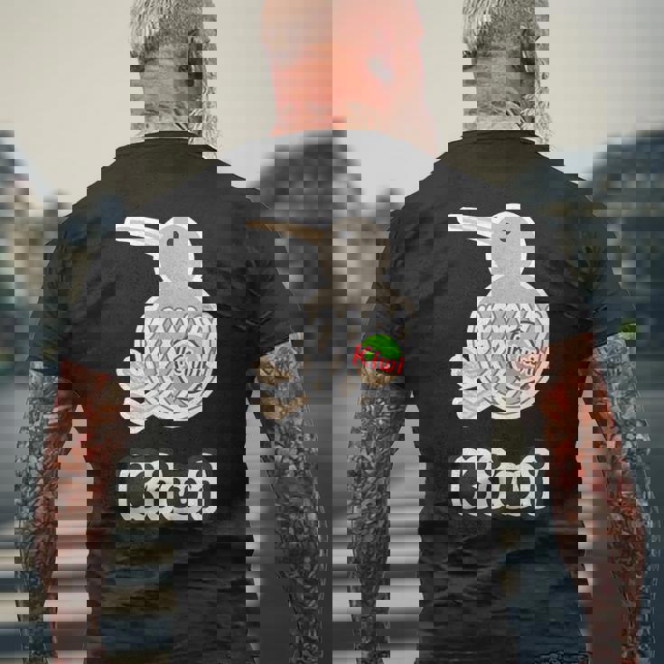 キーウィ《フルーツキャップ 果物ネット》【どうぶつフレンズ】鳥 動物 ゆるくて かわいい メンズTシャツ バックプリント 高齢者への贈り物