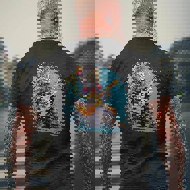 クラシックギターを弾く猫 猫 ギター 音楽 メンズTシャツ バックプリント 高齢者への贈り物