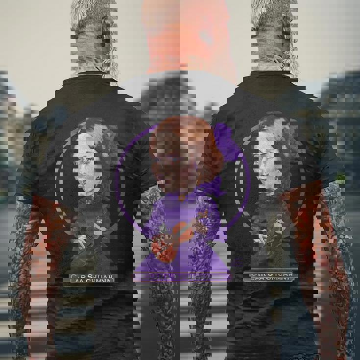 クララ・シューマン メンズTシャツ バックプリント 高齢者への贈り物