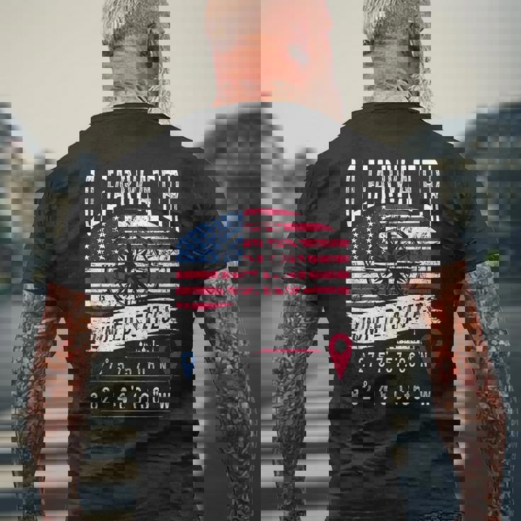 クリアウォーター アメリカ国旗 Gps座標 クリアウォーター メンズTシャツ バックプリント 高齢者への贈り物