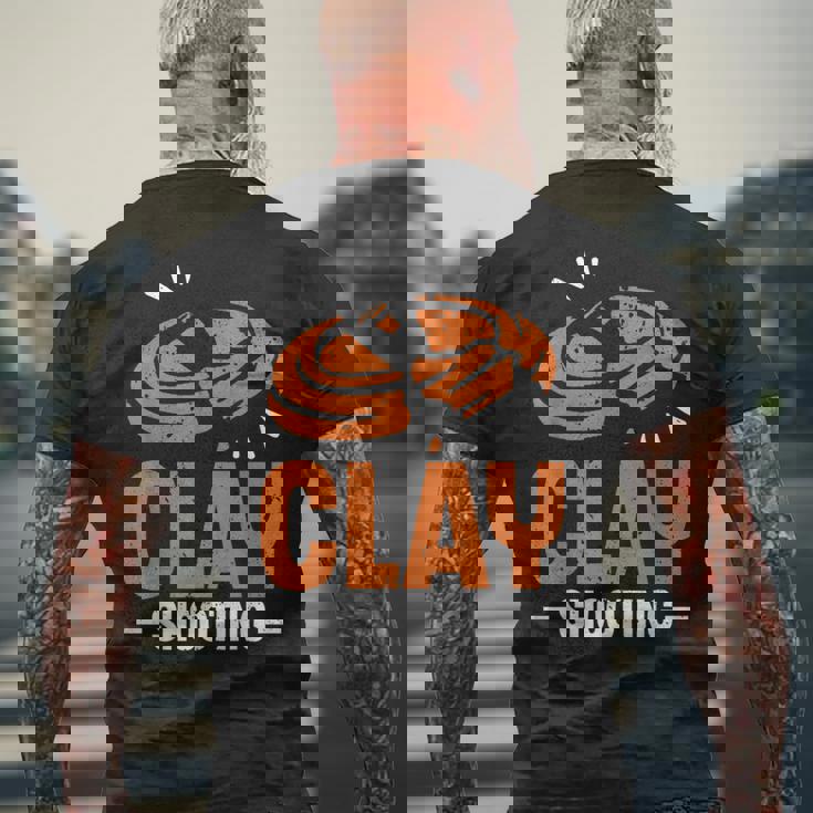 クレー射撃 トラップ からのプル ピジョン ショットガン クレー射撃 メンズTシャツ バックプリント 高齢者への贈り物