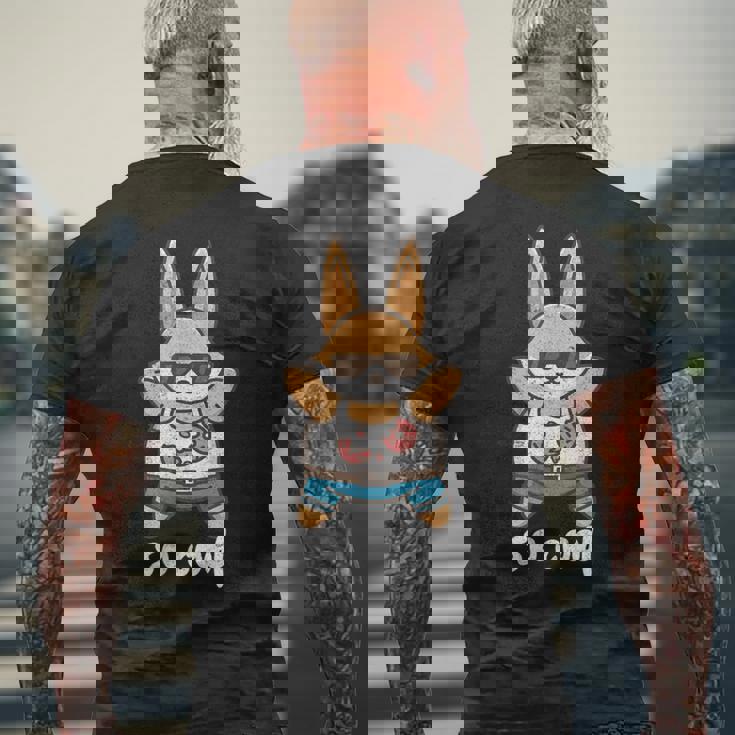 クールすぎるリラックスバニー メンズTシャツ バックプリント 高齢者への贈り物