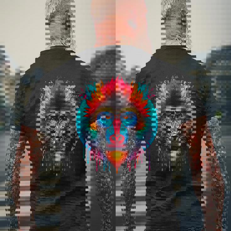 クールなタイダイサングラスマンドリルイラストアート メンズTシャツ バックプリント 高齢者への贈り物