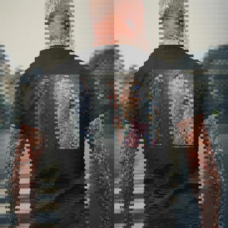 グスタフ・クリムトによる死と生1916 メンズTシャツ バックプリント 高齢者への贈り物