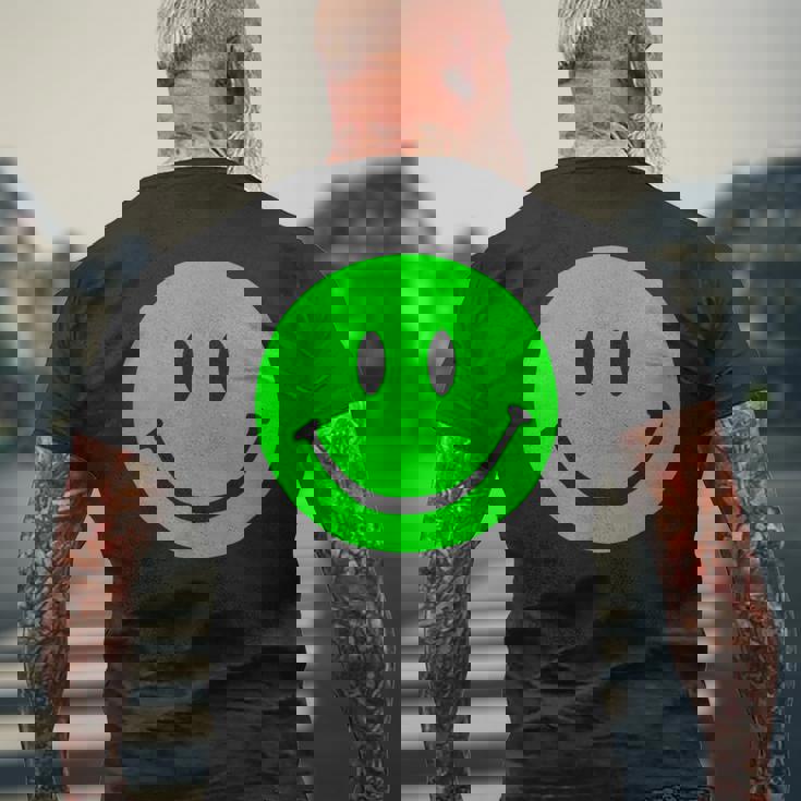 グリーン スマイリーフェイス レトロ グリーン ハッピーフェイス メンズTシャツ バックプリント 高齢者への贈り物