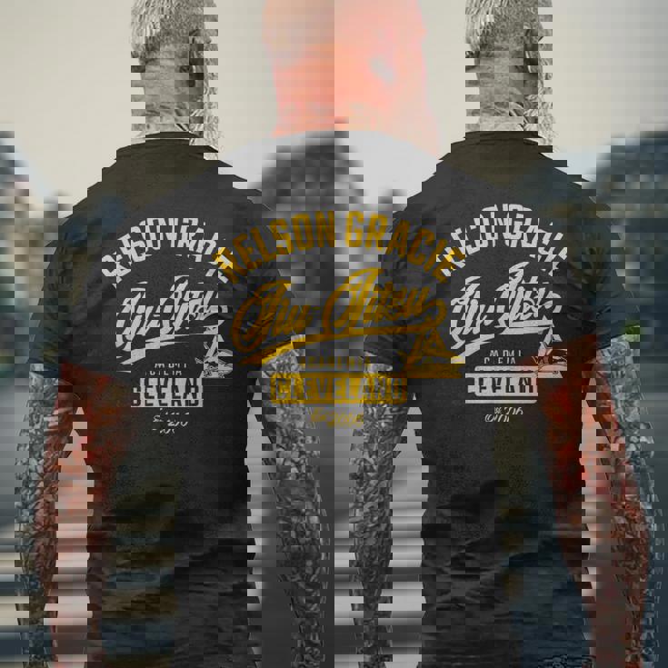 グレイシー・クリーブランド柔術 メンズTシャツ バックプリント 高齢者への贈り物