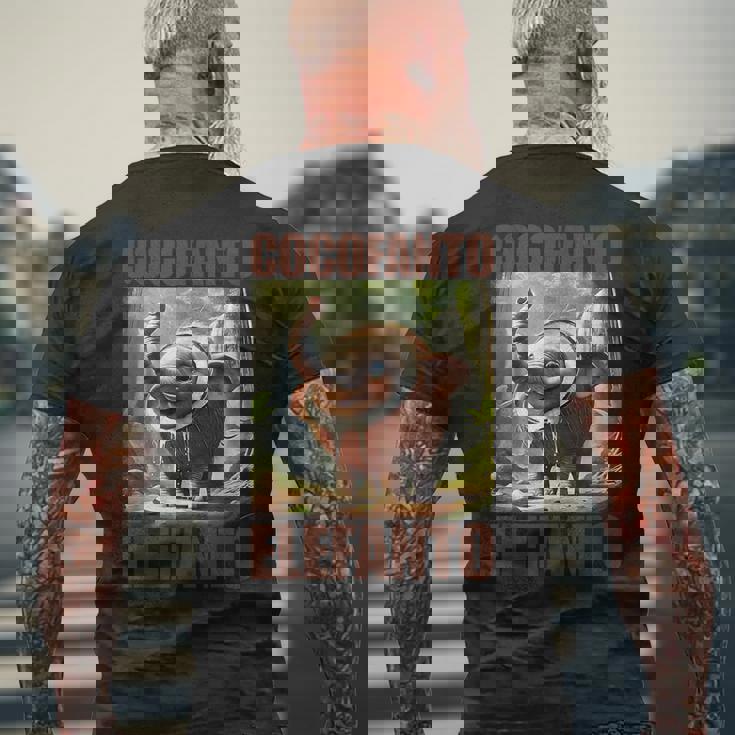 ココファントエレファント-イタリアンブレインロットミーム メンズTシャツ バックプリント 高齢者への贈り物