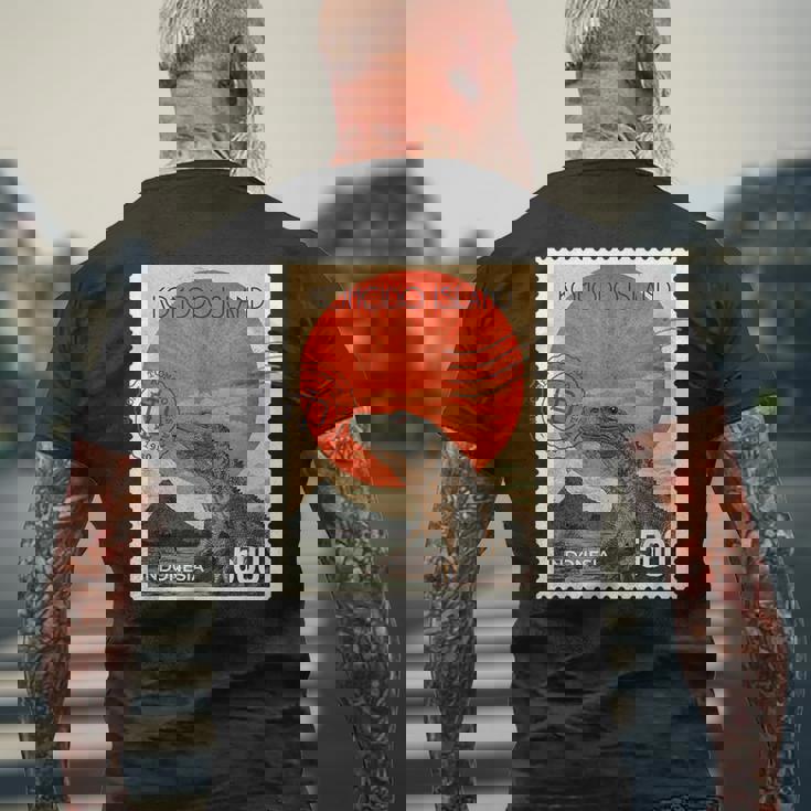 コモド島インドネシアコモドドラゴン メンズTシャツ バックプリント 高齢者への贈り物