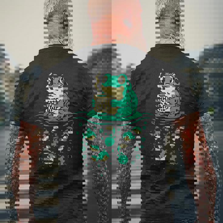 コーヒーとオタマジャクシのアートで面白い最高のお父さんカエル メンズTシャツ バックプリント 高齢者への贈り物