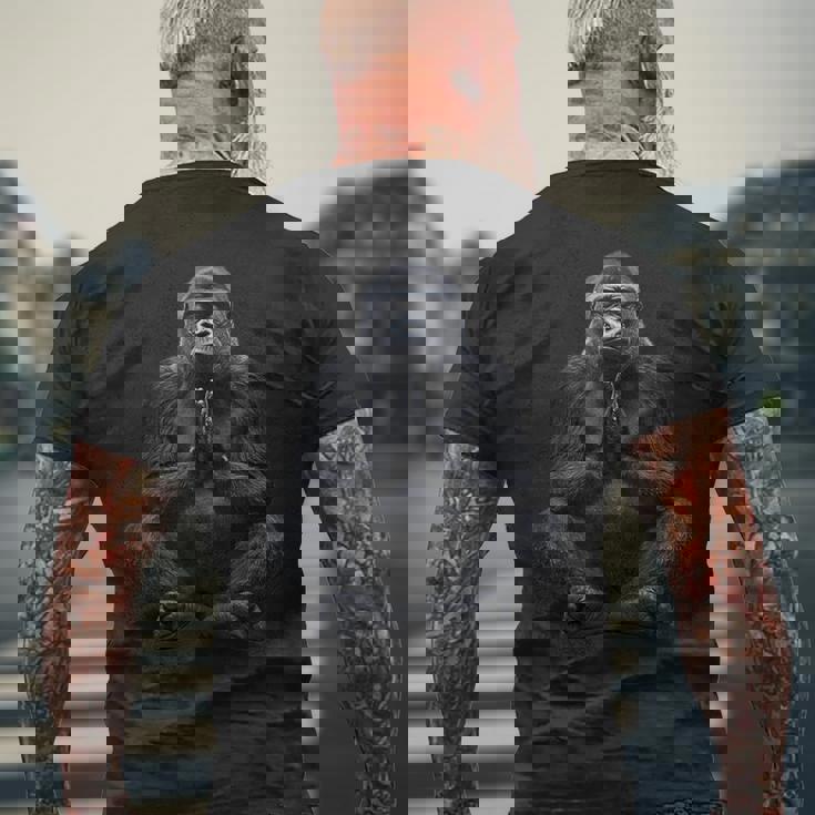 ゴリラヨガ メンズTシャツ バックプリント 高齢者への贈り物