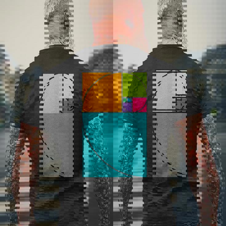 ゴールデンカット 自然 科学 数学 美術 先生 メンズTシャツ バックプリント 高齢者への贈り物