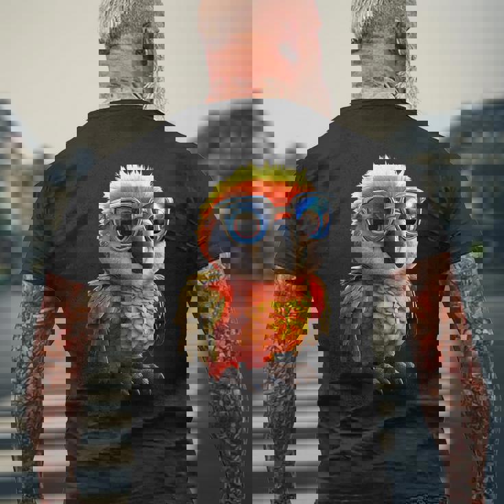 サングラスをかけたインコ コンゴウインコ オカメインコ かわいいインコ メンズTシャツ バックプリント 高齢者への贈り物