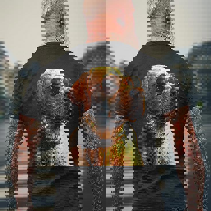 サングラスをかけたラブラドール・レトリバー 愛犬ラブラドール メンズTシャツ バックプリント 高齢者への贈り物