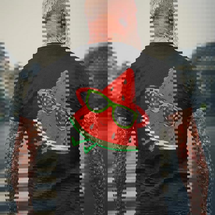 サングラス面白いスイカとスイカの夏のメロン メンズTシャツ バックプリント 高齢者への贈り物