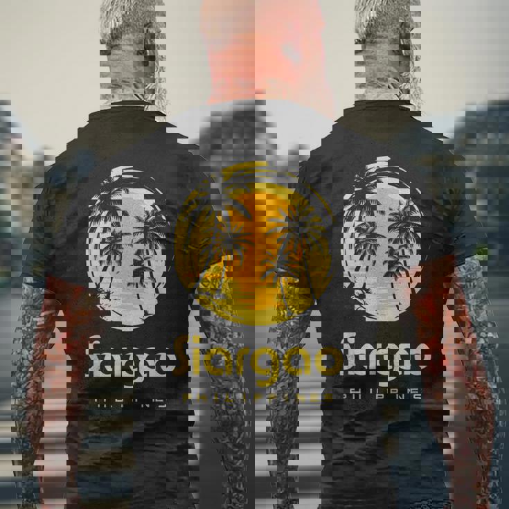 シアルガオ島 フィリピン メンズTシャツ バックプリント 高齢者への贈り物