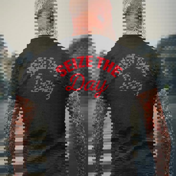 シーズ・ザ・デイ・アパレル メンズTシャツ バックプリント 高齢者への贈り物