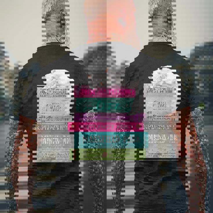 ジェーンオースティン 本 スタック おもしろ文学 メンズTシャツ バックプリント 高齢者への贈り物