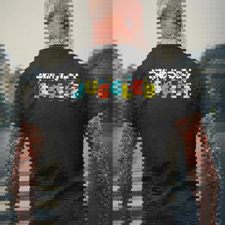 ジャグラーであることを誇りに思う メンズTシャツ バックプリント 高齢者への贈り物