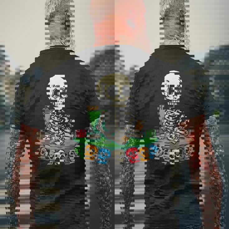 スケルトン ポーカー トランプ ギャンブル カジノ スカル ゲーム カード メンズTシャツ バックプリント 高齢者への贈り物