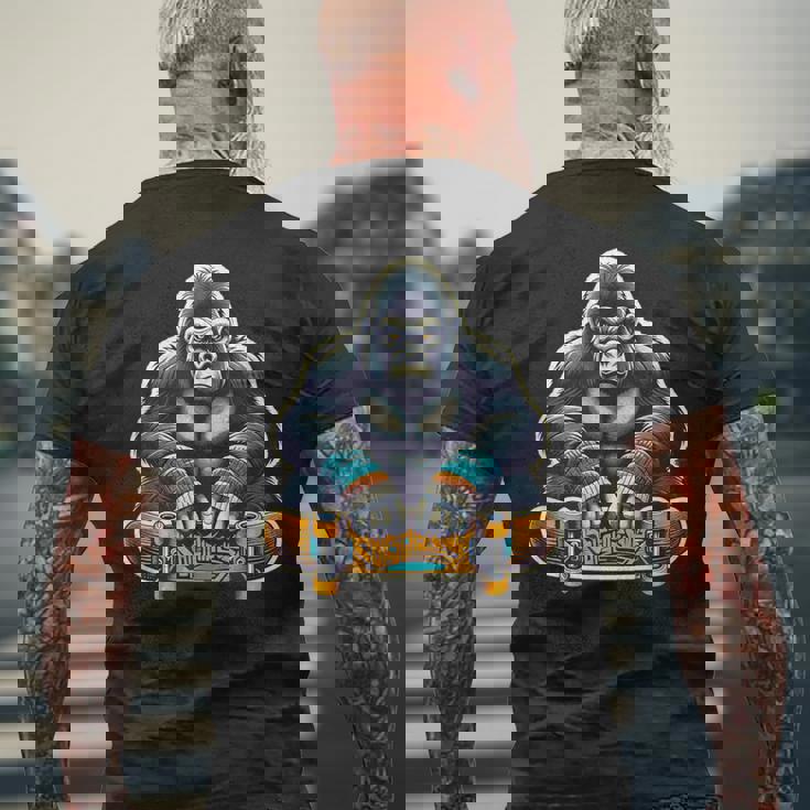 スケートボード ゴリラ L1 メンズTシャツ バックプリント 高齢者への贈り物