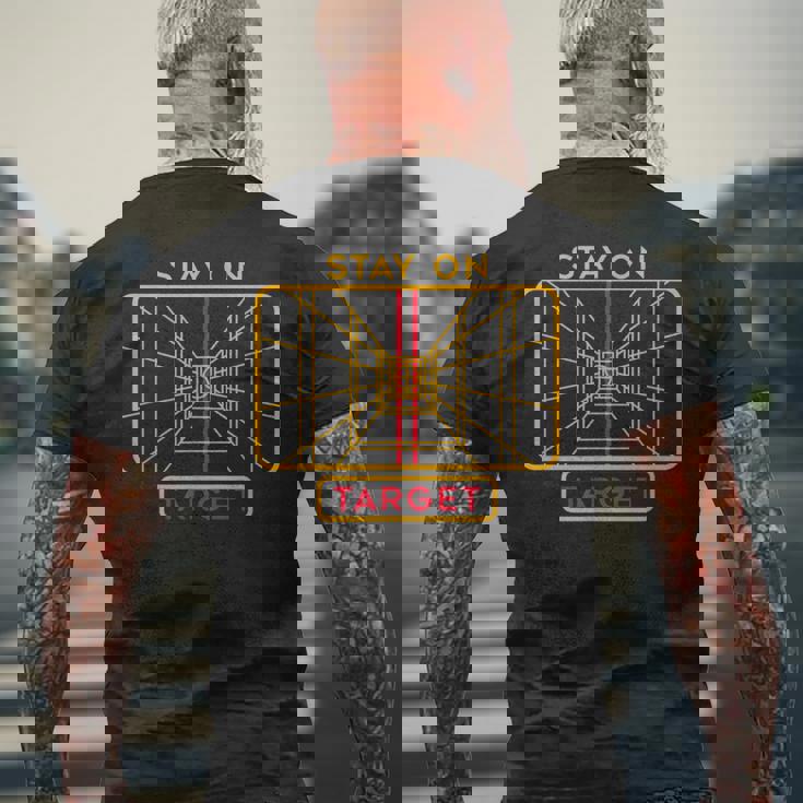 ステイ・オン・ターゲット メンズTシャツ バックプリント 高齢者への贈り物